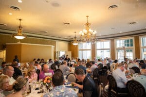 Guest enjoy dinner at a country club